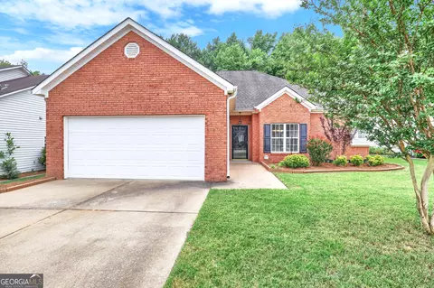 455 Autumn Glen Cir, Fayetteville, GA 30215