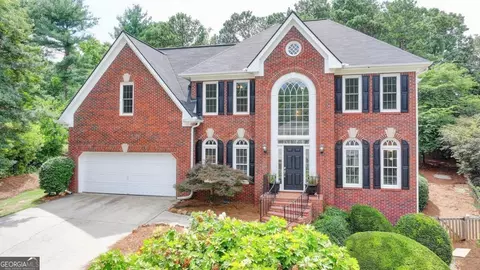 255 Red Hawk Trl, Johns Creek, GA 30022