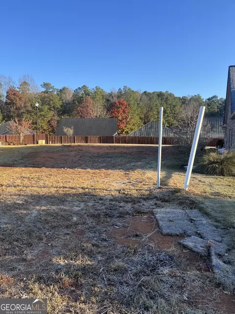10107 Leverett Cir, Covington, GA 30014 photo 7