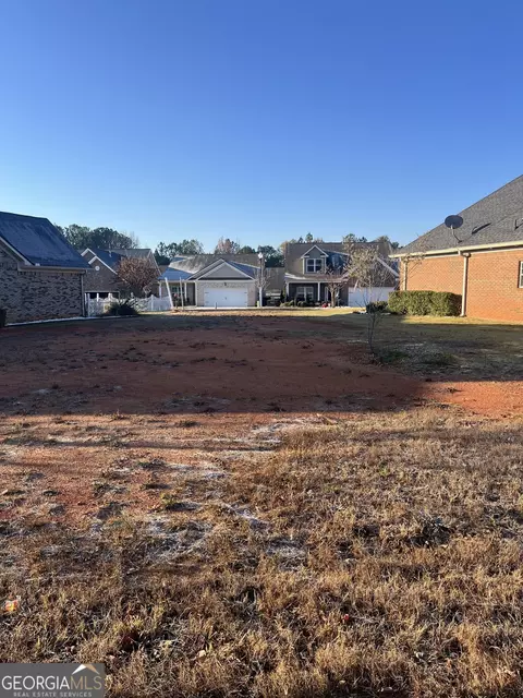 10107 Leverett Cir, Covington, GA 30014 photo 3