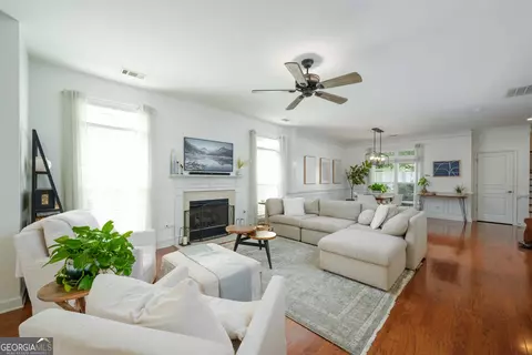 430 Pringle Dr, Suwanee, GA 30024 photo 7