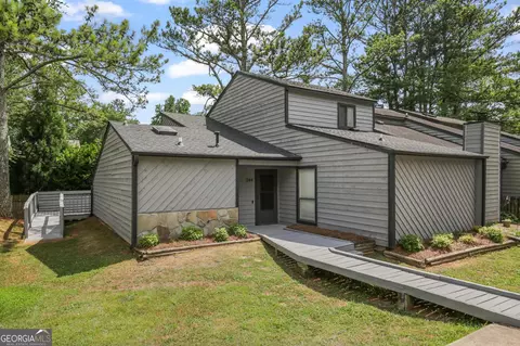 244 Heathersett Dr SW, Marietta, GA 30064