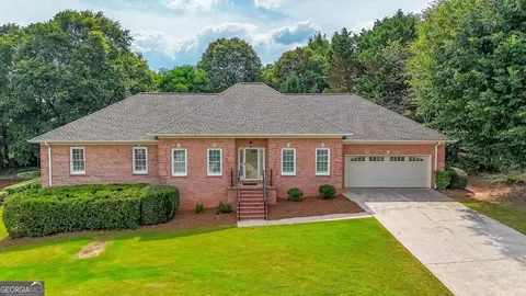 16 Bridgeview Dr SE, Rome, GA 30161