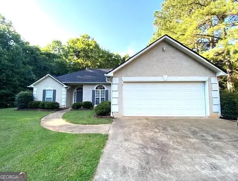 176 Lakemont Dr, Lagrange, GA 30240