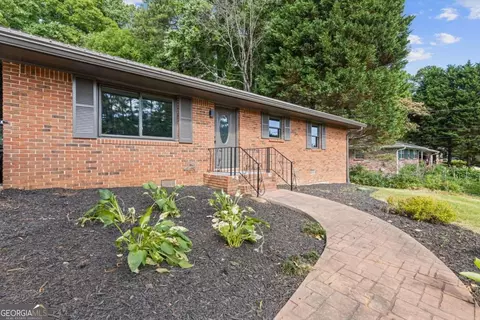 571 Mimosa Dr, Tucker, GA 30084