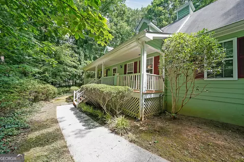 3142 Watson Mill Dr, Loganville, GA 30052