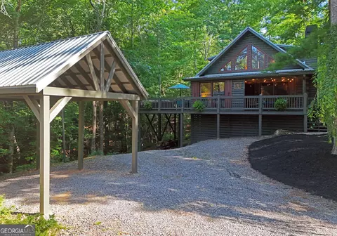 30 Maxwell Ln, Blue Ridge, GA 30513
