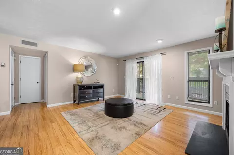 407 Cumberland Ct SE, Smyrna, GA 30080