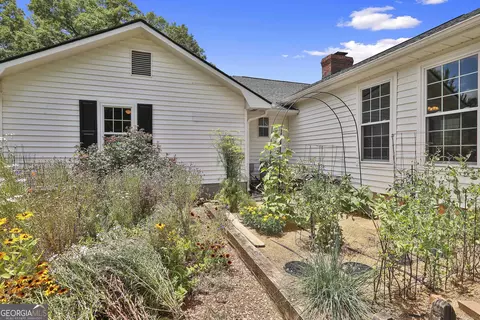 Exterior - 744 Grant Rd, Brooks, GA 30205 photo 25 of 39
