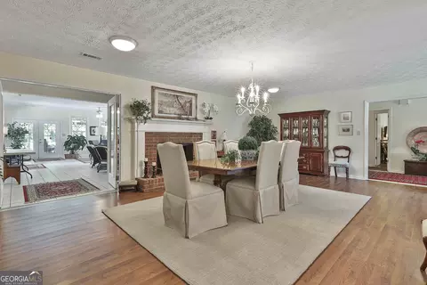 Dining - 744 Grant Rd, Brooks, GA 30205 photo 6 of 10