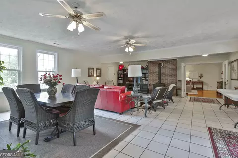 Dining - 744 Grant Rd, Brooks, GA 30205 photo 10 of 10