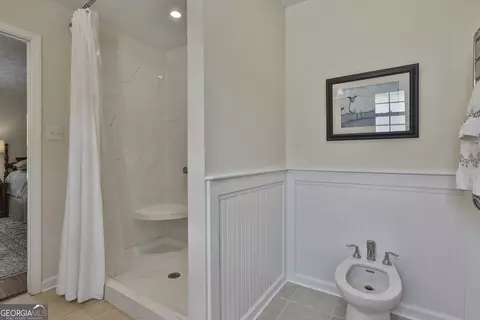 Bath - 744 Grant Rd, Brooks, GA 30205 photo 4 of 5