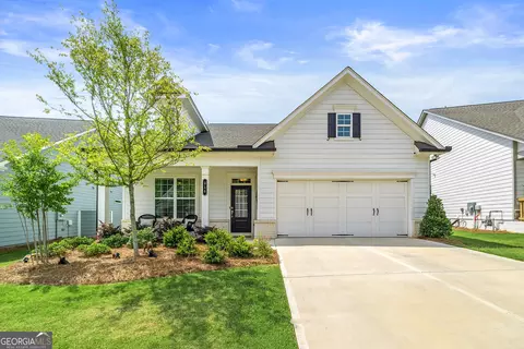 216 Hickory Bluffs Pkwy, Canton, GA 30114