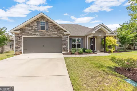 127 Savannah Ln, Bonaire, GA 31005