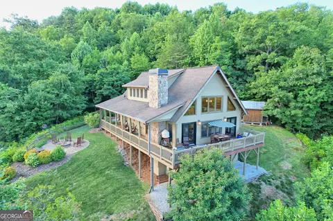 429 Raven Fork Trl, Dillard, GA 30537