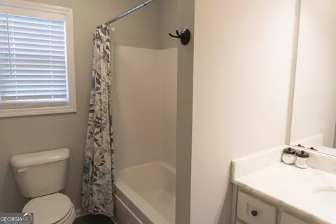 85 W E King Rd, Commerce, GA 30529 photo 2