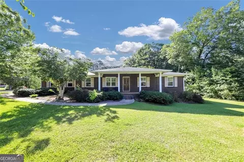 318 Kensington Cir, Bremen, GA 30110