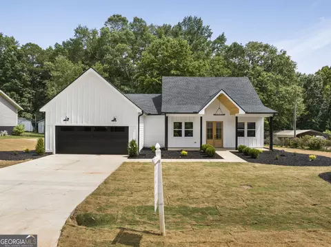 180 Fairlane Dr, Athens, GA 30607
