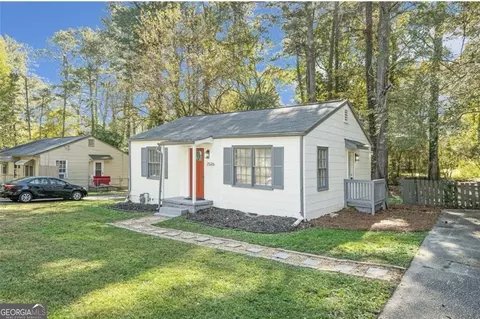 2526 Romain Way, East Point, GA 30344