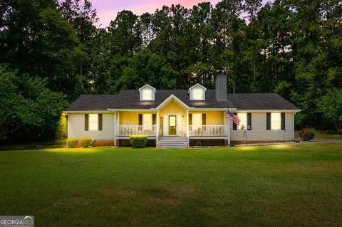 443 Grove Pointe Ct, Locust Grove, GA 30248
