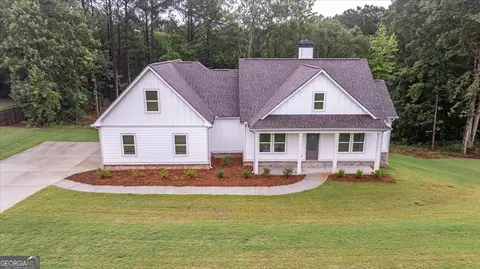 1031 Windsor Creek Dr, Madison, GA 30650