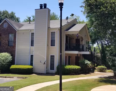 540 Windchase Ln, Stone Mountain, GA 30083