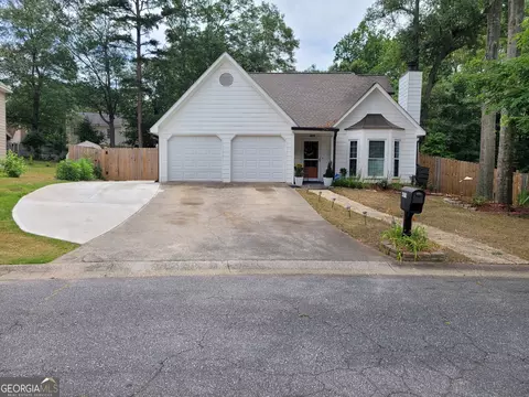 4016 Sharon Woods Dr, Powder Springs, GA 30127