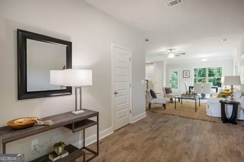 1101 Paramount Dr, Mcdonough, GA 30253 photo 8