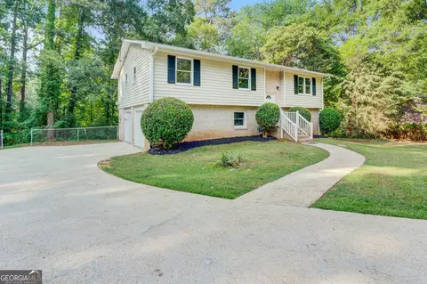 191 Greenbriar Ct SE, Conyers, GA 30094