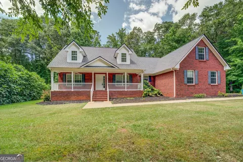 101 Blackberry Rd, Jackson, GA 30233