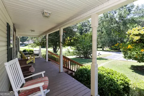 33 Athens St, Carnesville, GA 30521 photo 5