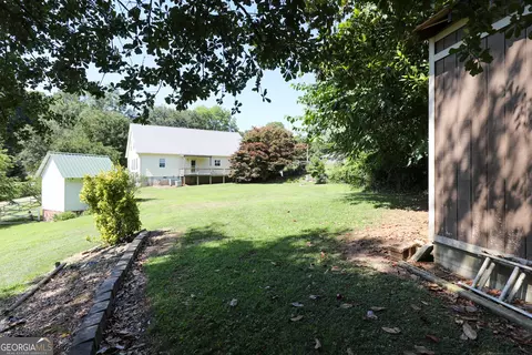33 Athens St, Carnesville, GA 30521 photo 3