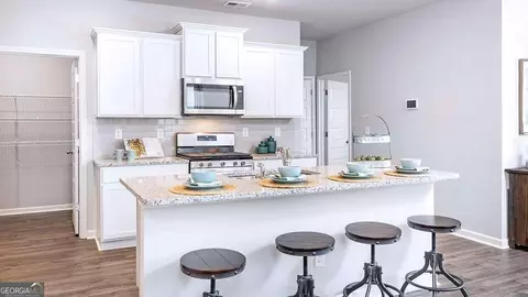 11976 Conrad Cir #86, Hampton, GA 30228 photo 8