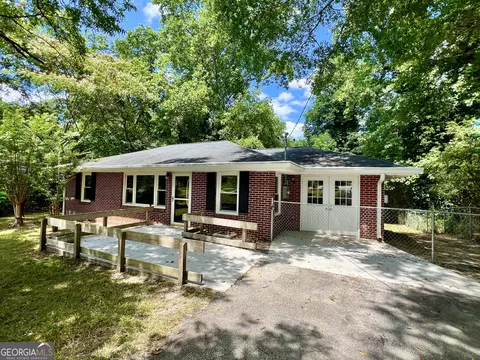 432 Lakeview Dr SW, Winder, GA 30680 | 22 Photos - Movoto