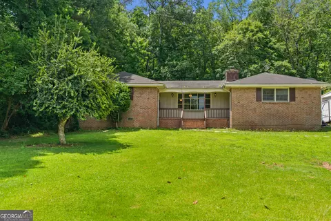 811 Pinecrest Dr, Manchester, GA 31816