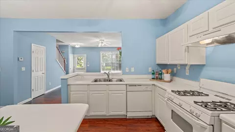 3834 Berkeley Xing, Duluth, GA 30096 photo 8