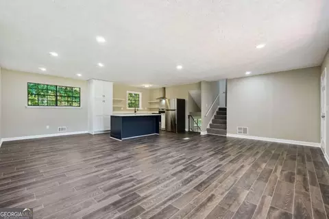 3916 Rolling Pl, Conley, GA 30288 photo 4