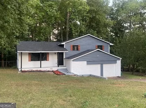 3916 Rolling Pl, Conley, GA 30288 photo 2