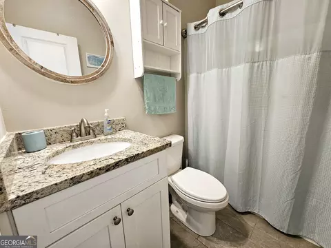 Bath - 120 Hamilton Lake View Ct, Lagrange, GA 30241 photo 5 of 5