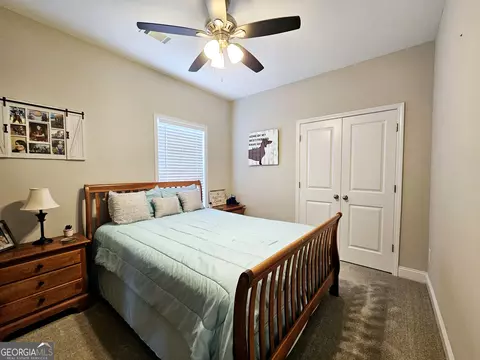 Bedroom - 120 Hamilton Lake View Ct, Lagrange, GA 30241 photo 5 of 6