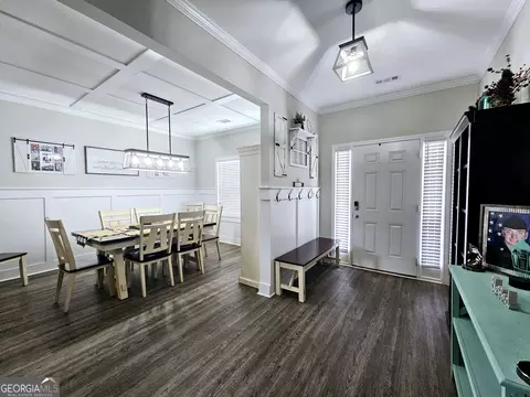 Entry Way - 120 Hamilton Lake View Ct, Lagrange, GA 30241 photo 3 of 6