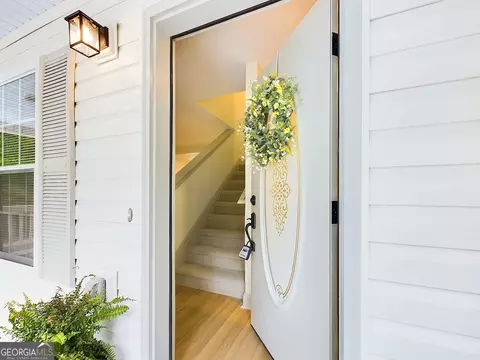 Entry Way - 143 Oakview Cir, Gray, GA 31032 photo 1 of 2