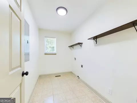 Other - 143 Oakview Cir, Gray, GA 31032 photo 4 of 6