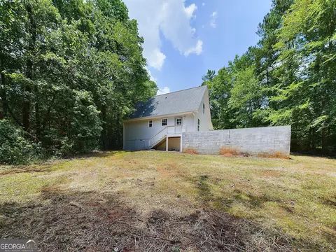 Exterior - 143 Oakview Cir, Gray, GA 31032 photo 8 of 10