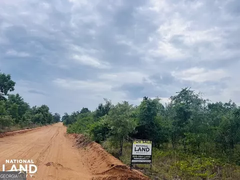 0 Field Rd, Mauk, GA 31058