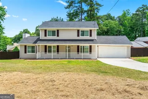 105 Shannon Chase Dr, Fairburn, GA 30213