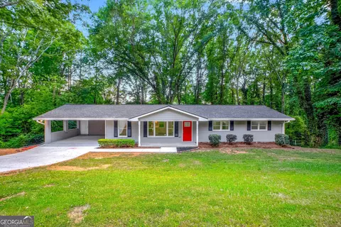 4893 Candlewood Ln, Stone Mountain, GA 30088