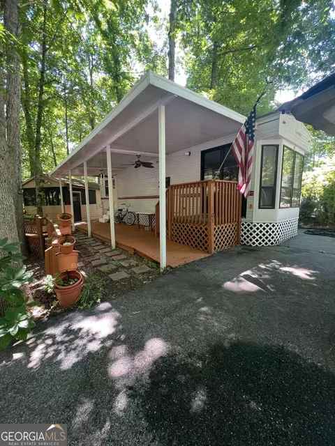 46 Terrace Cir, Cleveland, GA 30528
