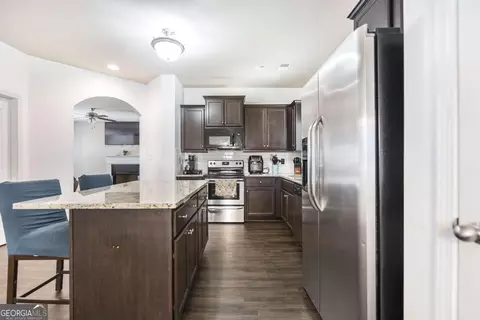 930 Amelia Dr, Byron, GA 31008 photo 16