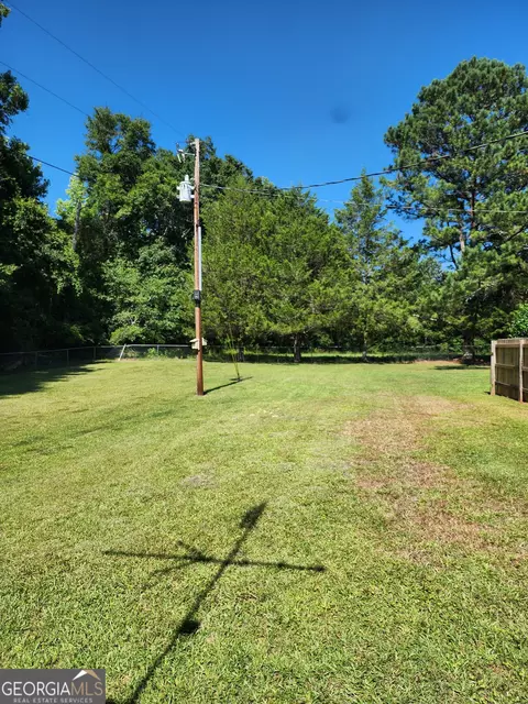 Exterior - 238 Five Points Rd, Milner, GA 30257 photo 13 of 43